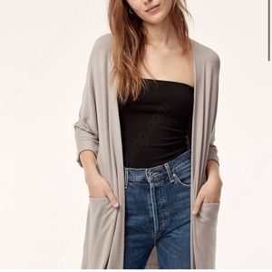 Aritizia Wilfred Free Zlata Sweater (Long)